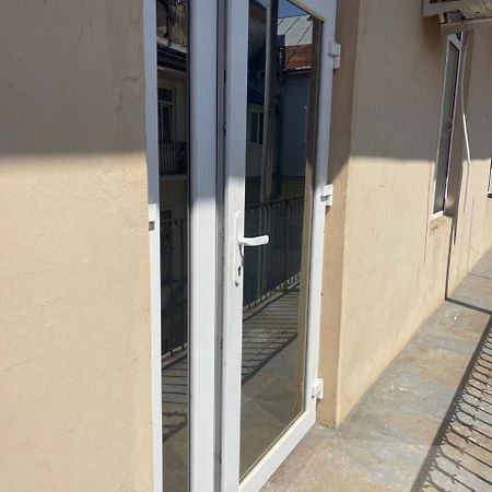 Newtone Apartment Çernivtsi Dış mekan fotoğraf