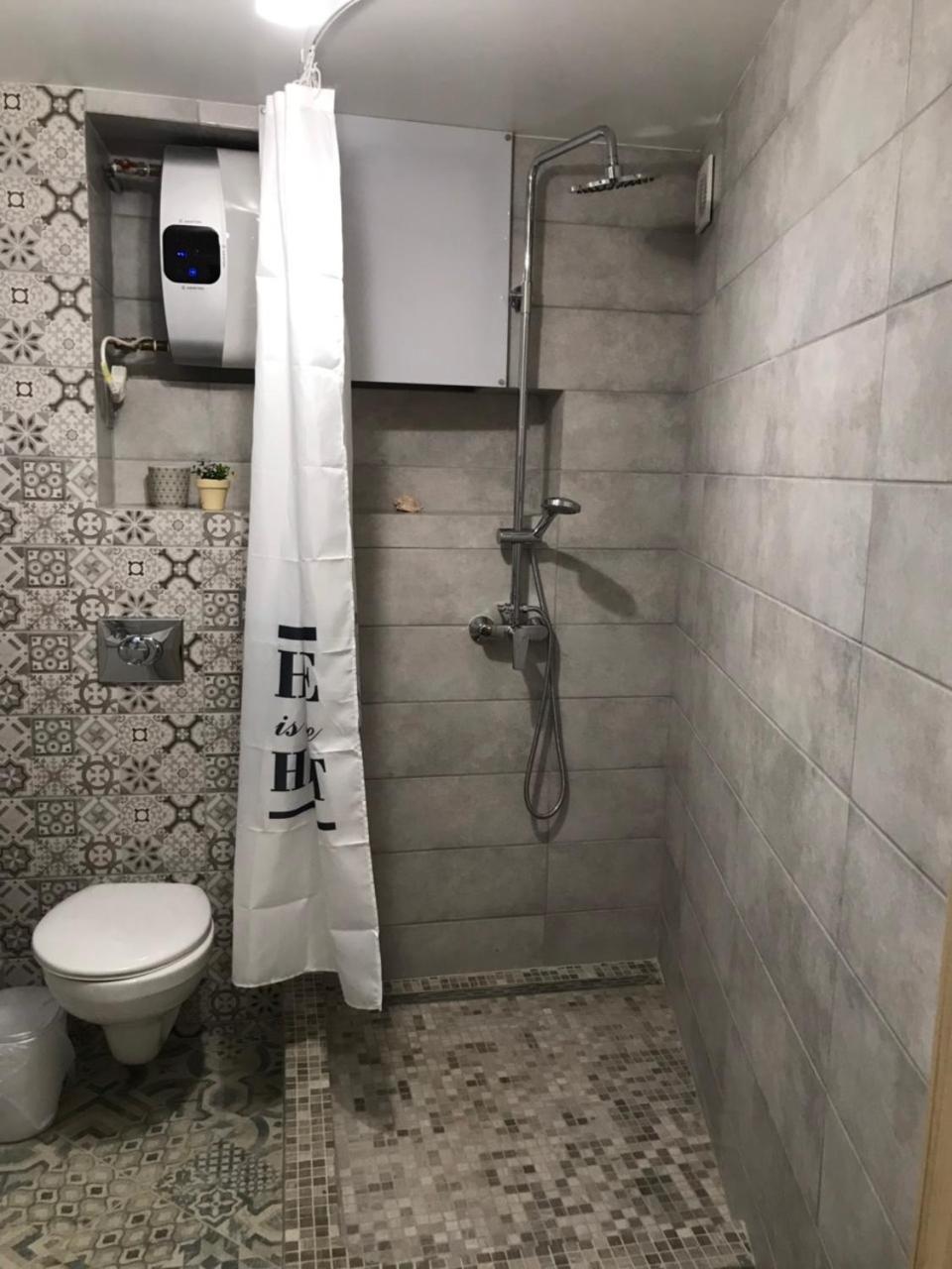 Newtone Apartment Çernivtsi Dış mekan fotoğraf