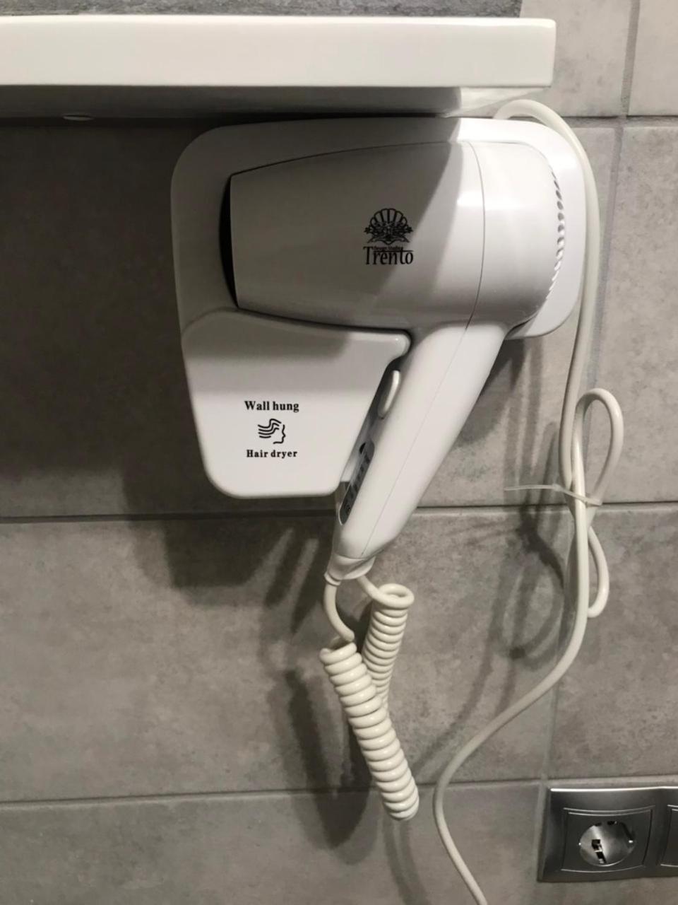 Newtone Apartment Çernivtsi Dış mekan fotoğraf
