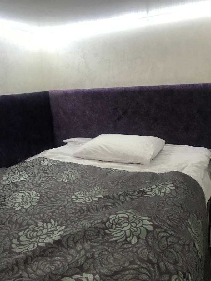 Newtone Apartment Çernivtsi Dış mekan fotoğraf